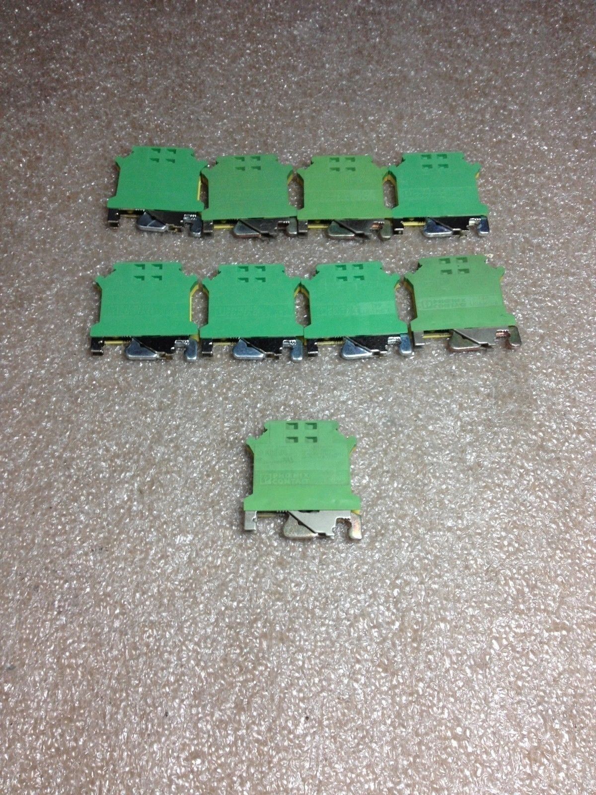 9 Phoenix Contact USLKG-4 Terminal Blocks