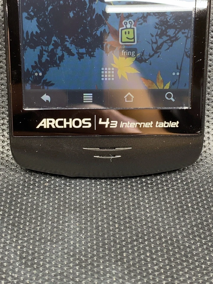 Archos 43 Internet Tablet - MP3/MP4 Player with 4.3-inch LCD - Model 8300 - Image 4 of 4
