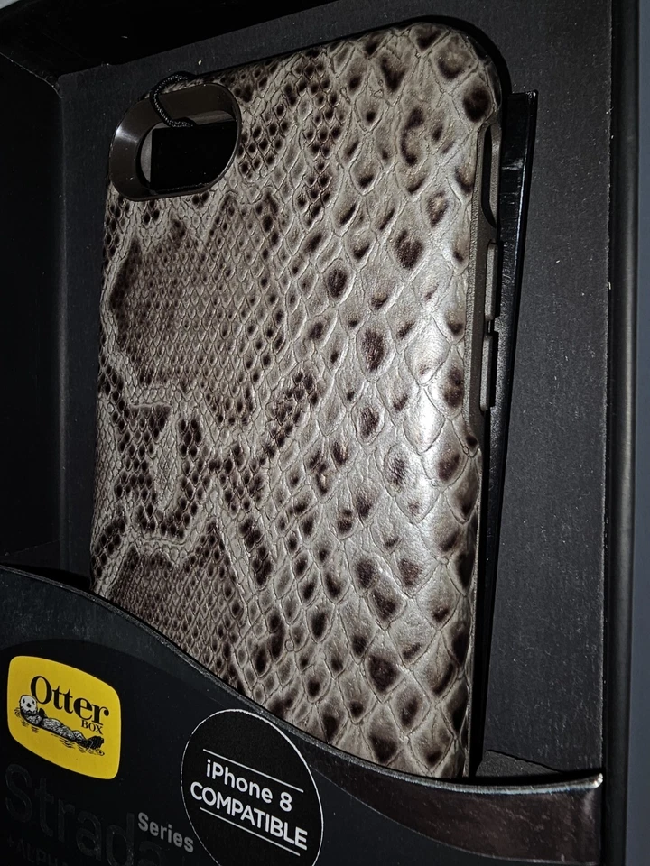 OtterBox Strada Series Case for iPhone SE 3rd/2nd Gen & iPhone 8 - Stone Serpent - Image 4 of 4