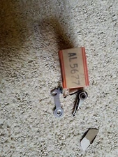 NORS Standard Motor Products AL-5677 Ignition Point Set