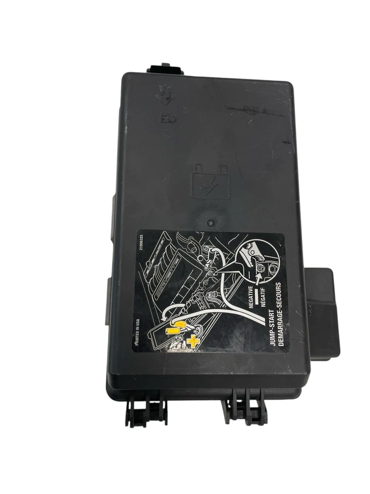 2009-2013 CHEVROLET CORVETTE 6.2L Z16 RWD ENGINE FUSE RELAY JUNCTION BLOCK BOX Foto 2 de 4