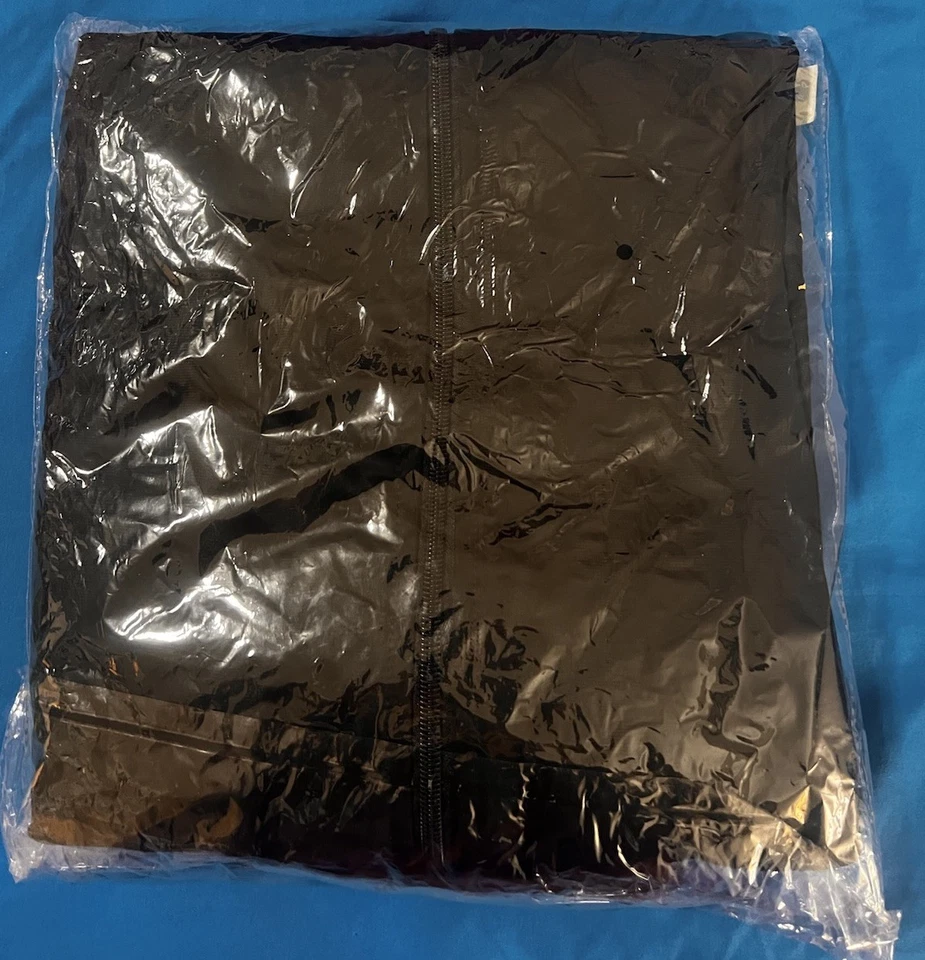 Chaqueta de Pista de Lucha WWE WrestleMania XXX 30 Talla XL Nueva Rara De Colección Foto 3 de 3