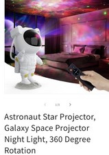 Astronaut Star Projector LED Night Light with Remote Control, Color Changing