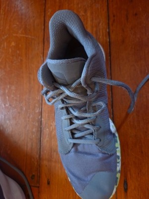 Nike precision 3 basketball shoes new without box size 8