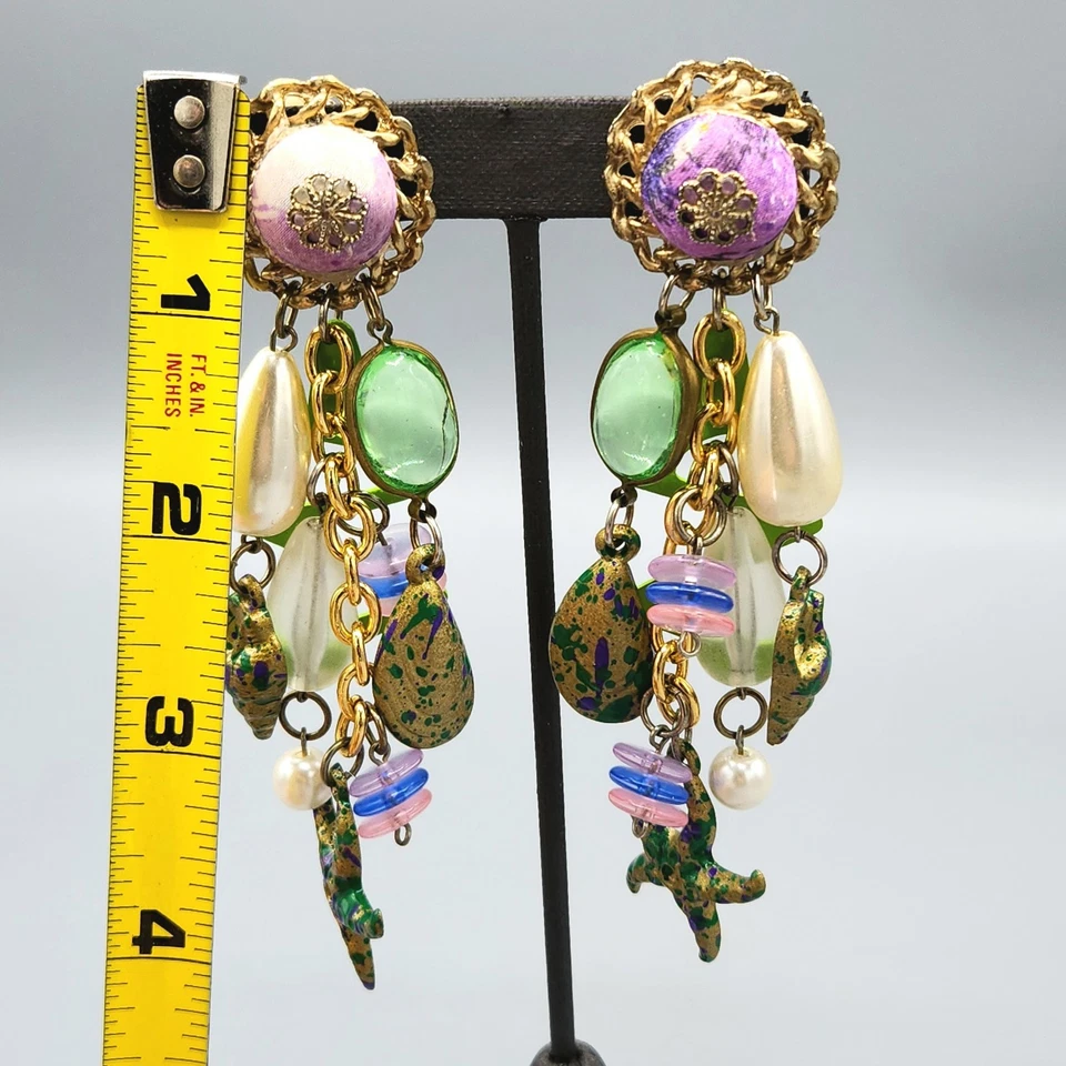 Vintage Purple Green Beach Charm Gold Tone Dangle Drop Statement Clip Earrings - Image 4 of 4