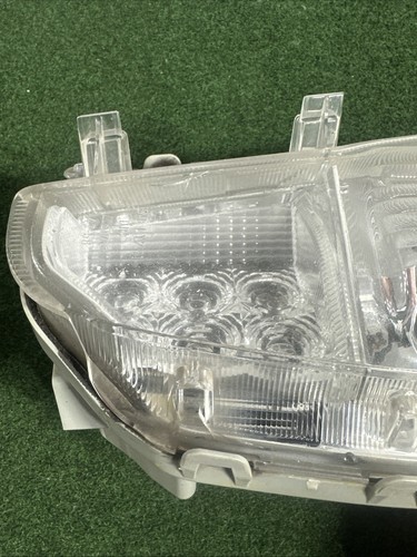 2012-2015 Toyota Prius Left Driver LH Side LED Fog Turn Signal Lamp OEM Crack - Picture 15 of 15