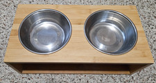 Cat Bowl Stand Flexzion Elevated, Used in Good Condition