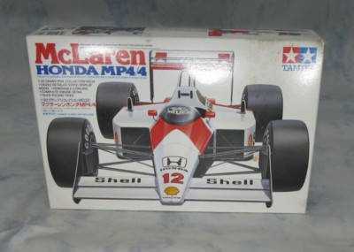 Tamiya 1:20 McLaren MP4⁄4 Honda Formula 1 - Marlboro Decals