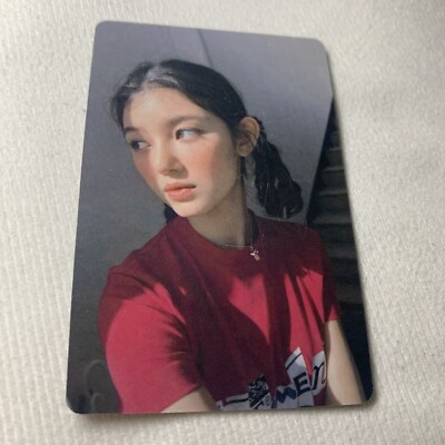 Danielle NEWJEANS Girl Zero Beach Edition Celeb Photo Card K-Pop Light Pigtails