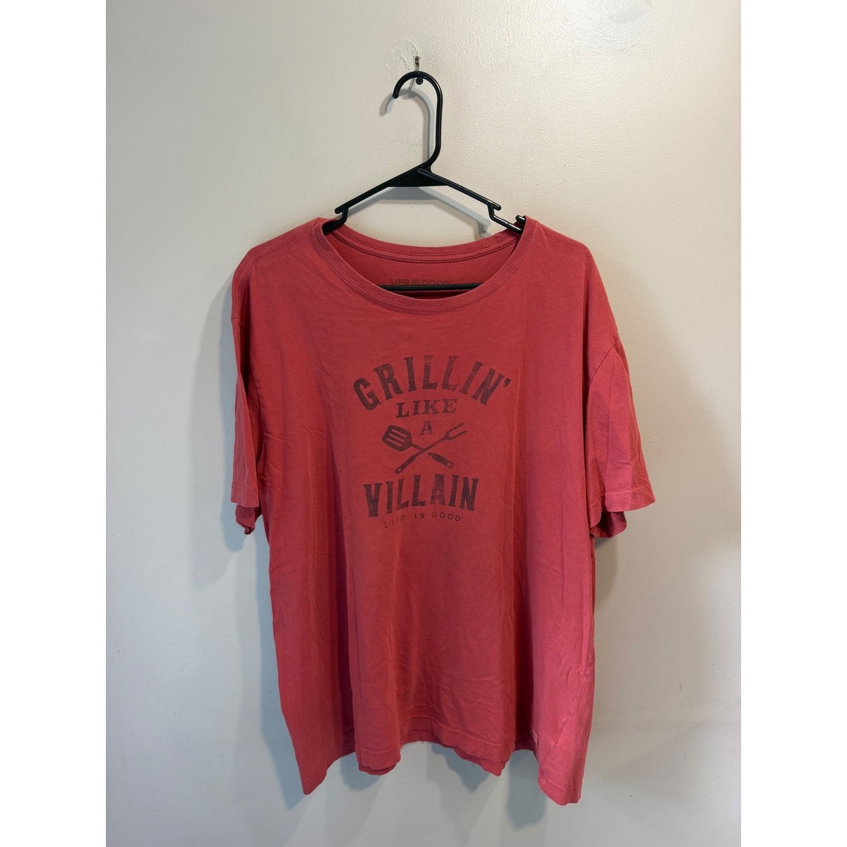 Life is Good Mens XL Grillin Like A Villain Crusher Lite Graphic T-Shirt Red