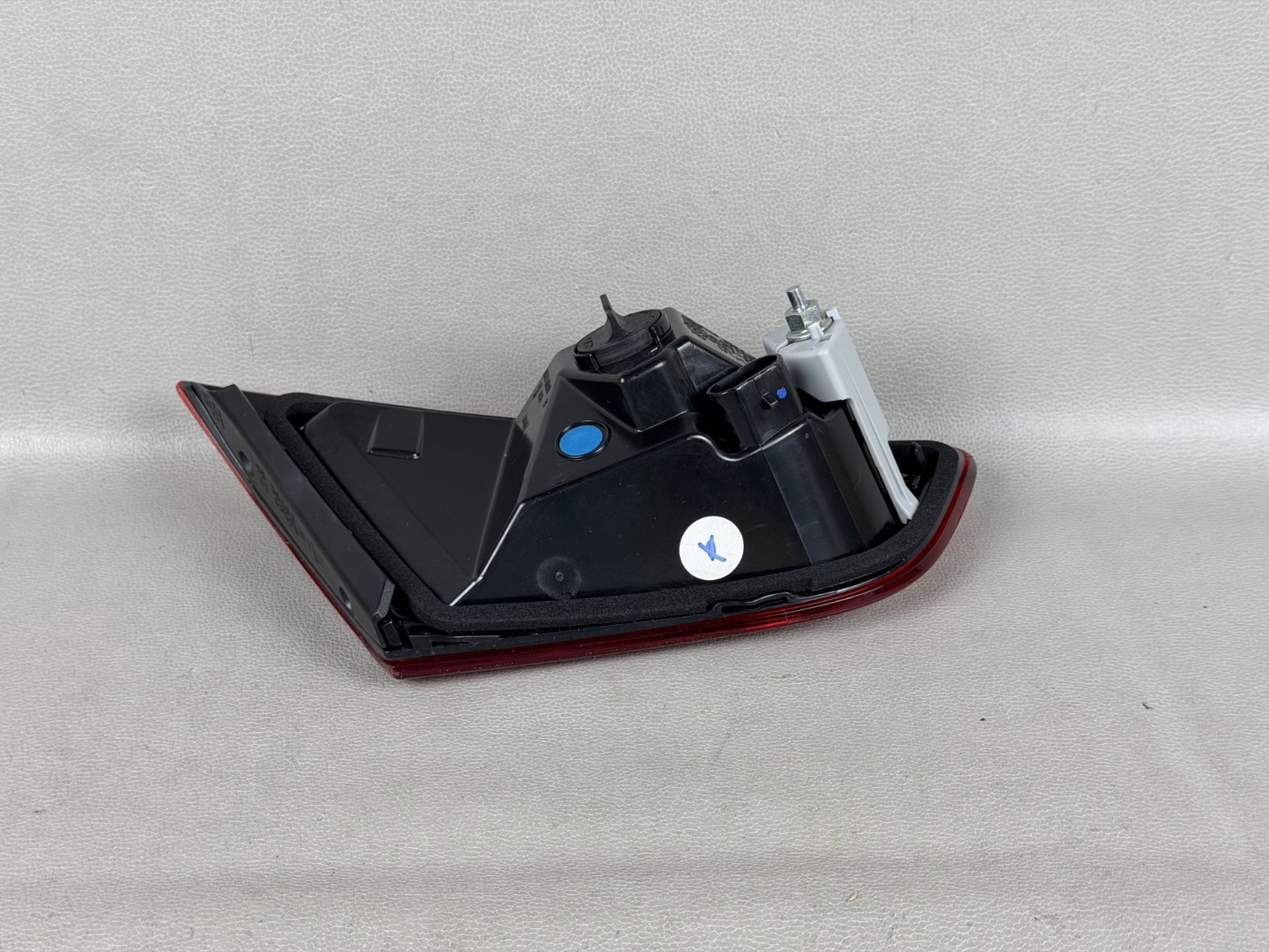 New! 2014-2020 Maserati Ghibli Right Passenger RH Inner Side LED Tail Light OEM