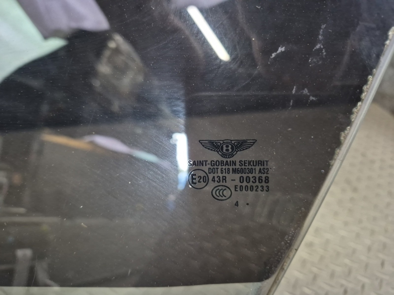 Bentley Continental GT 2003-2010 Left Door glass