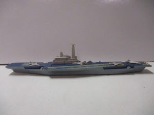 1976 Matchbox Sea Kings Aircraft Carrier K-304