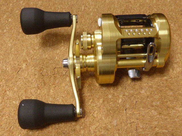 SHIMANO 23 Calcutta Conquest MD 400XGLH Right Handed