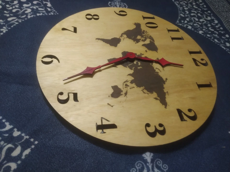 WALL CLOCK - Image 3 of 4