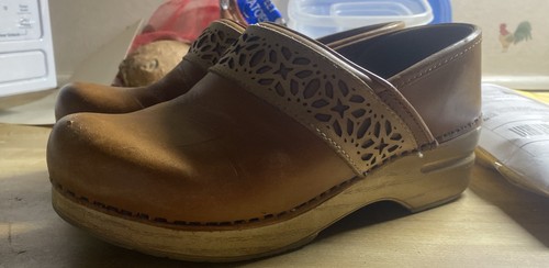Dansko Professional Women's Clogs Leather Honey Distressed US 7.5-8 EU 38