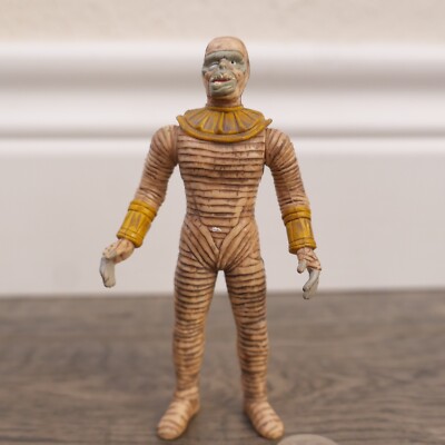 1997 Mummy Action Figure Beetleborgs Metallix Hillhurst House Monsters Mums
