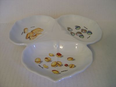 L'HIRONDELLE SPECIAL LAVE VAISSELLE PORCELAIN THREE SECTION SNACK DISH FRANCE