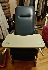 Reclining Medical Chairs (w/ Trays)