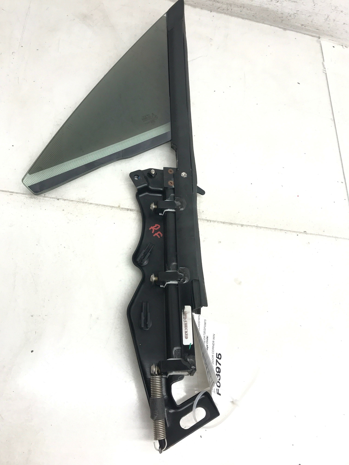 ASTON MARTIN RAPIDE RIGHT FRONT DOOR CORNER WINDOW GLASS OEM