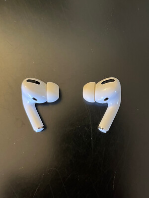 AS-IS: Apple AirPods Pro 1st Gen w/ Lightning Charging Case