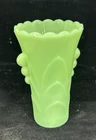 Vintage Jadeite Anchor Hocking Fire King Green Glass Art Deco Vase 5.25"