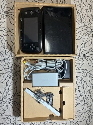 Nintendo Wii U Premium Set 32GB Black Console Complete Boxed Tested