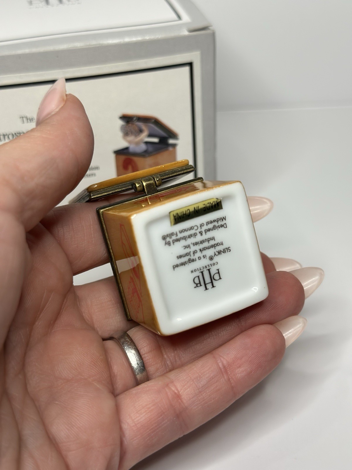 New PHB Midwest Cannon Slinky Porcelain Hinged Trinket Box Retrospect Games