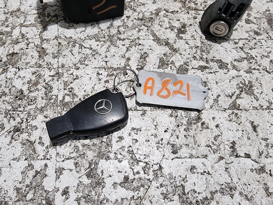 Mercedes A-Class Ignition Barrel Lock Switch Module W/ Key 2007 W169 1695451908 - Image 2 of 4