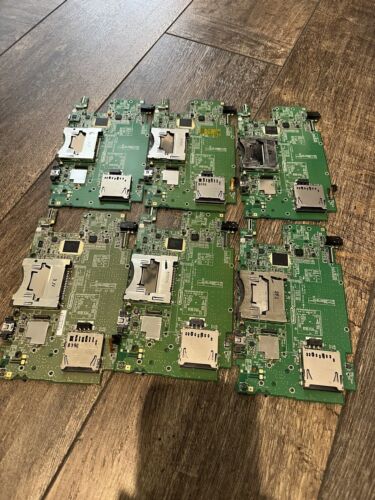 Lot Of 6 Nintendo 3DS XL/LL Motherboard As Is For Parts - Afbeelding 1 van 1