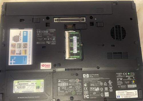 HP Compaq NC8230 Laptop  #0295 - Picture 7 of 8