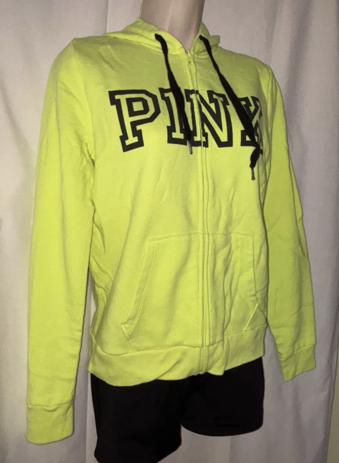 UNDERCOVER Felpa con cappuccio Victoria’s Secret rosa taglia M verde fluo misto cotone zip logo