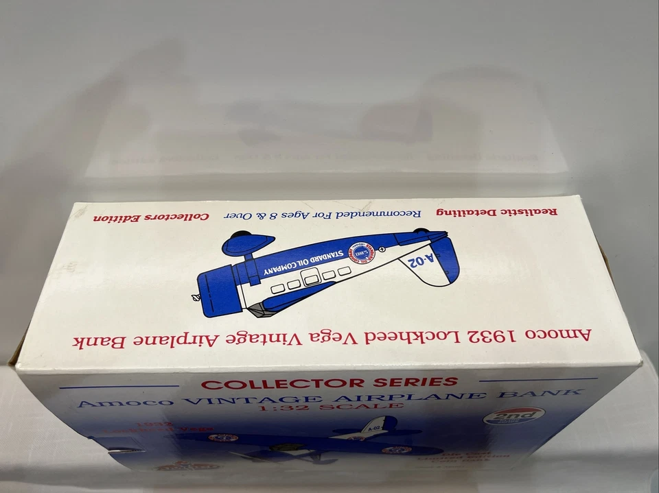 Amoco 1932  Lockheed Vega 1:32 Die Cast Metal Airplane Bank NEW - Image 3 of 4