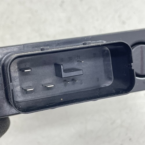 SKODA RAPID VOLTAGE STABILISER CONTROL UNIT 8K0959663G MODULE 12-17 - Picture 10 of 12