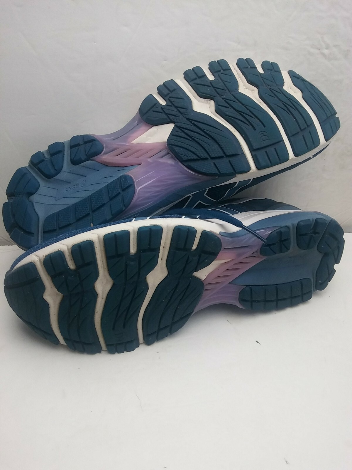 Womens Asics GT 2000 9 (DAMAGED Hole In Toe) Size 9 Running Shoes Blue