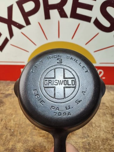"Fully Restored" GRISWOLD 6" Cast Iron Skillet Large Logo Seasoned Flat