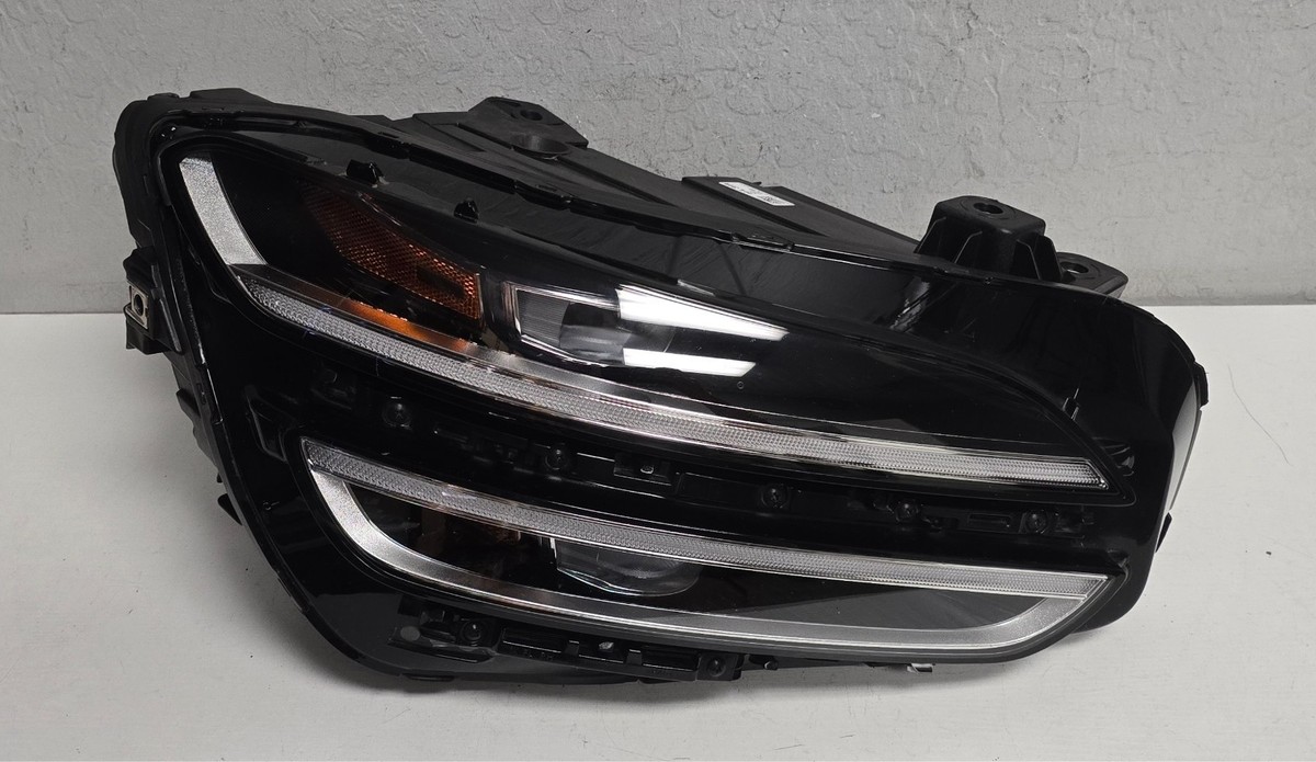 Intact 2022 2023 2024 Genesis G70 Passenger Right Headlight LED