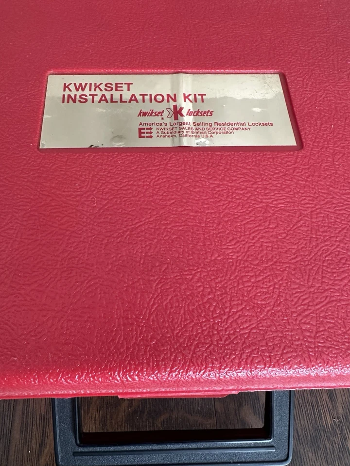 Kit de instalación de cerradura de puerta Kwikset con taladros de plantilla juego completo con estuche Foto 3 de 4