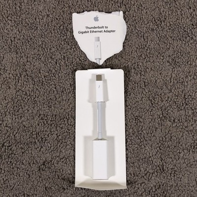 Genuine Apple Thunderbolt to Gigabit Ethernet Adapter A1433
