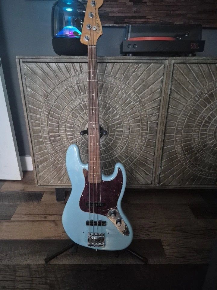 25+ Fender Jazz Bass Mexican Guitars for sale | Updated Oct 2026