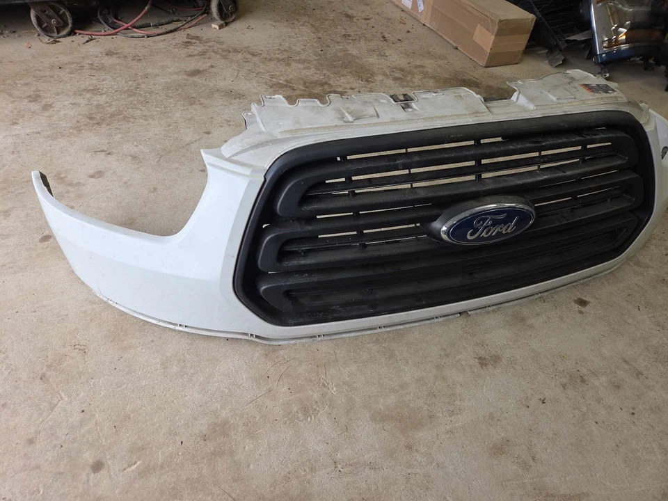 19 FORD TRANSIT 250 Front Bumper (No Shipping) Foto 3 de 4
