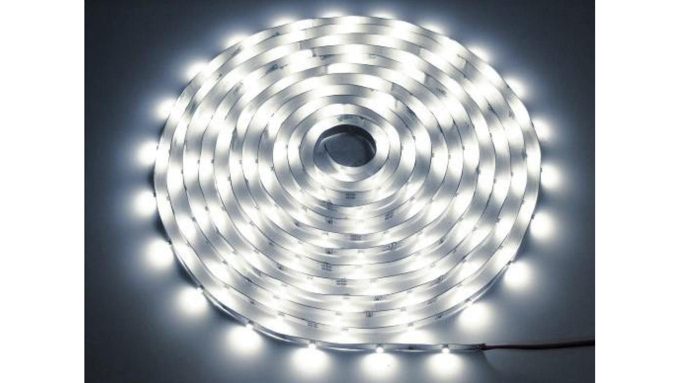 Premium 24V 2835 120d/m 50m 4000k LED Strip IP20 013648