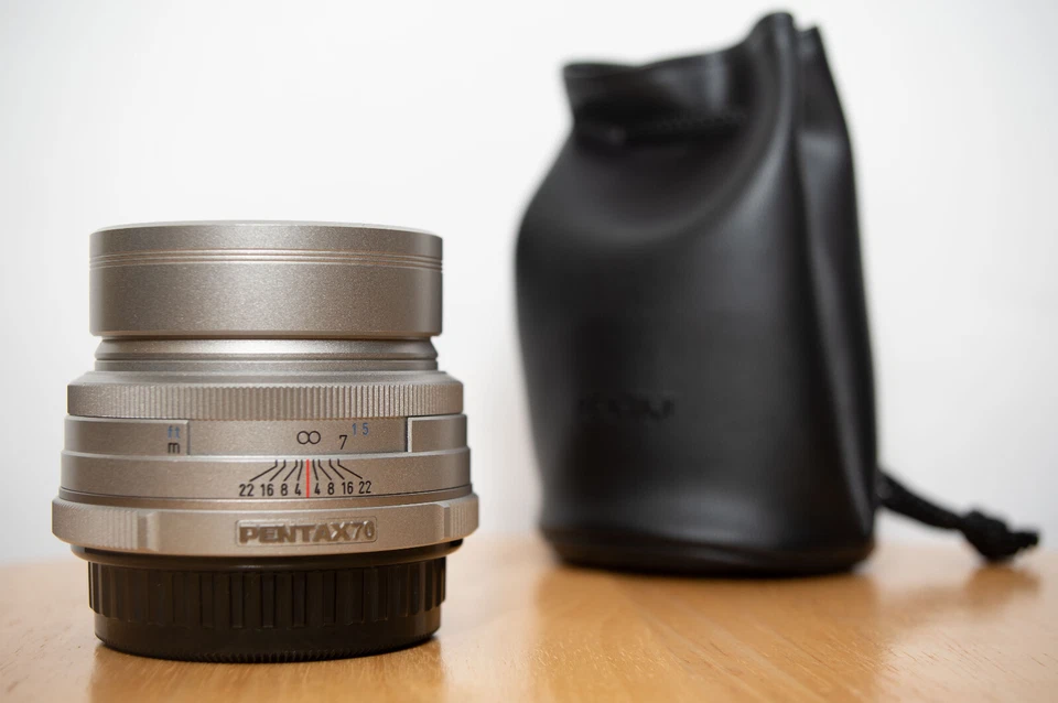 Raro plata SMC Pentax-DA 70mm f/2.4 Limited Foto 4 de 4