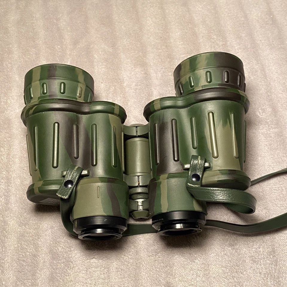 Binoculares gran angular TASCO ZIP Army OD verde oliva Drab 223RZ 10x50 con estuche Foto 4 de 4