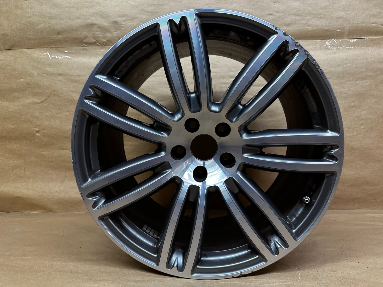 20" Maserati Ghibli Quattroporte rear wheel rim 10.5Jx20H2 ET45 OEM 670016860