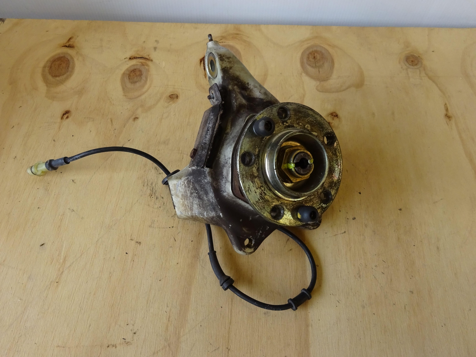 1995 Ferrari 355 Left Front Spindle Knuckle Driver Side