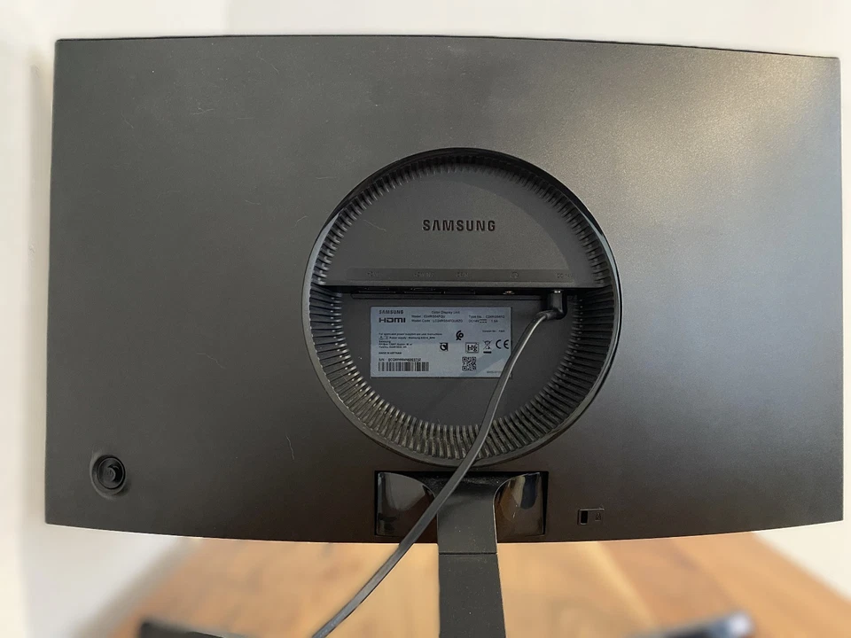 🖥️Samsung Monitor 24" Full HD 144 Hz – Mit Originalverpackung, Top Zustand 🔥 - Bild 2 von 3