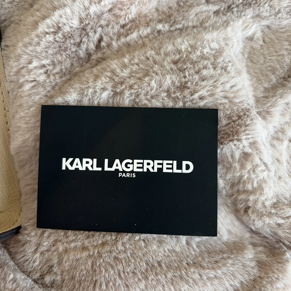 Karl Lagerfeld Foto 3 de 4