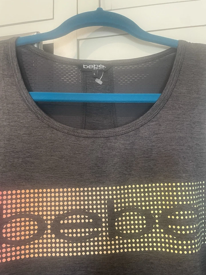 Camiseta sin mangas Bebe Sport talla L gris con logotipo de color poliéster spandex nueva sin etiquetas Foto 2 de 4