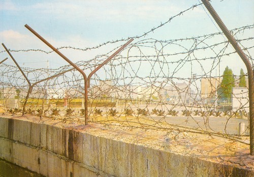 East & West Berlin WALL Germany c1961 Postcard Vtg Cold War USA/Russia Sectors N